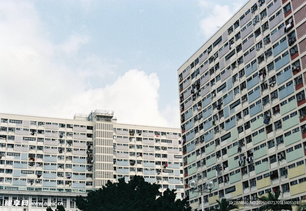 城市中的高层居民楼