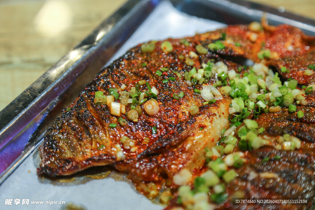 美味烤制鱼 香气四溢