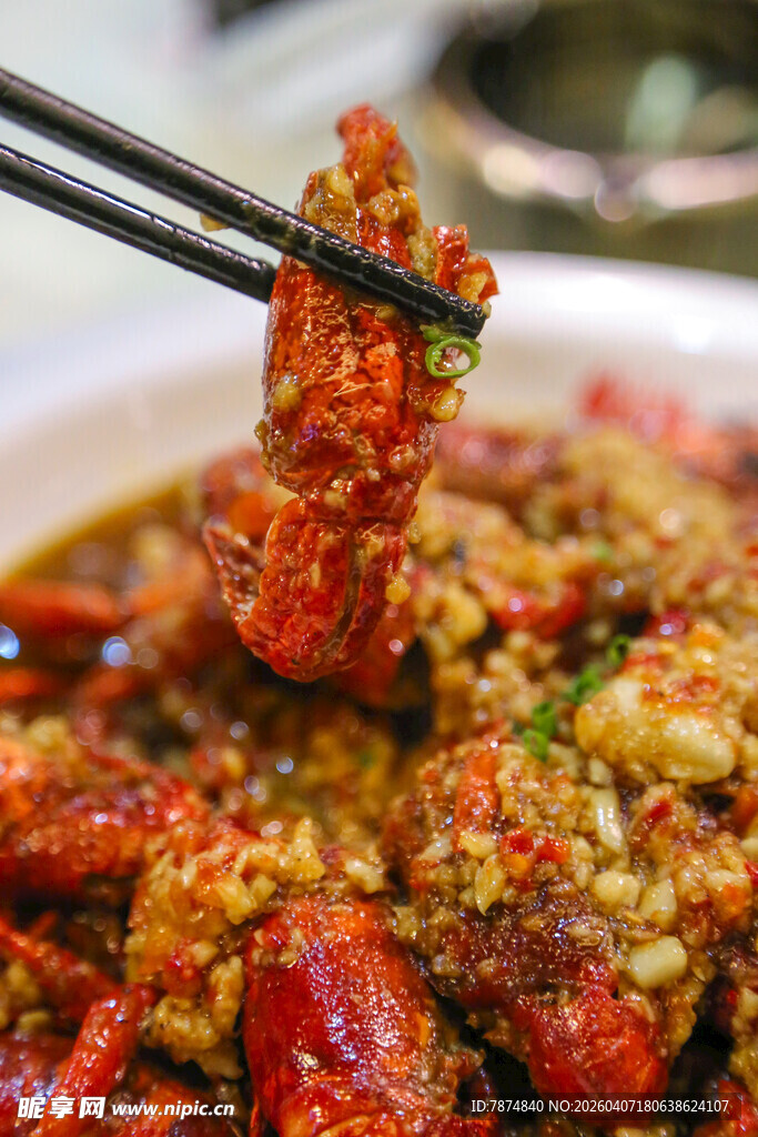 美味蒜蓉小龙虾特写