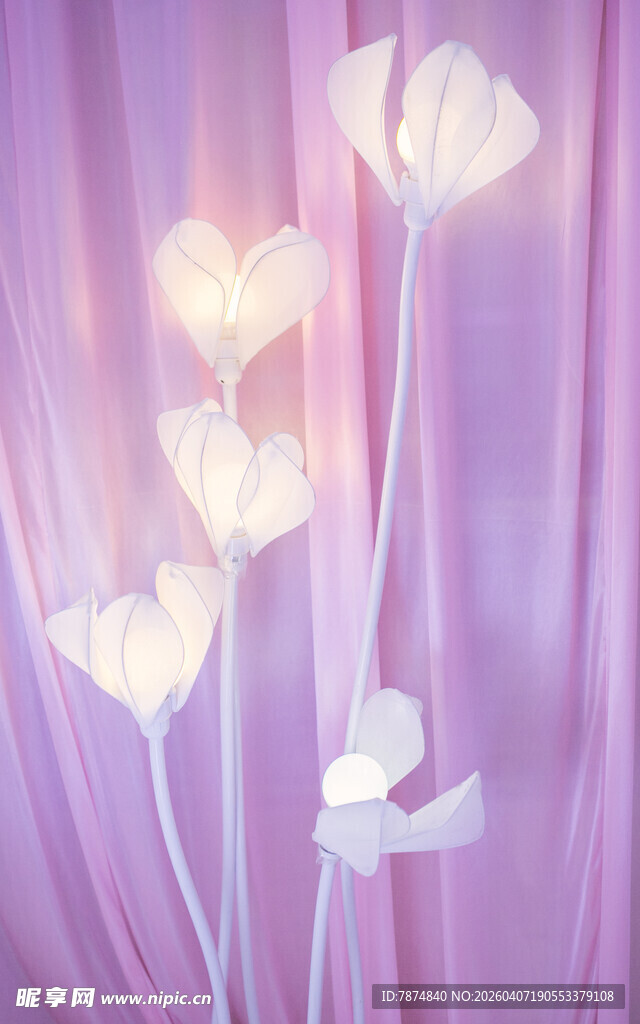 梦幻心形花朵窗帘装饰