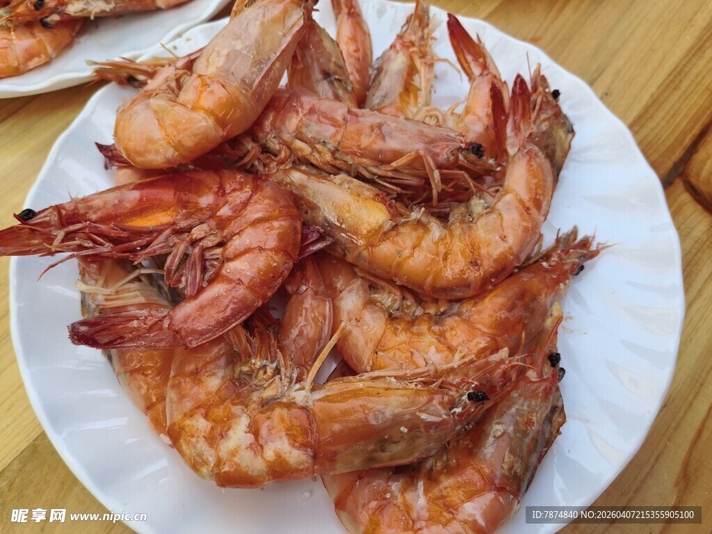 一盘美味熟虾