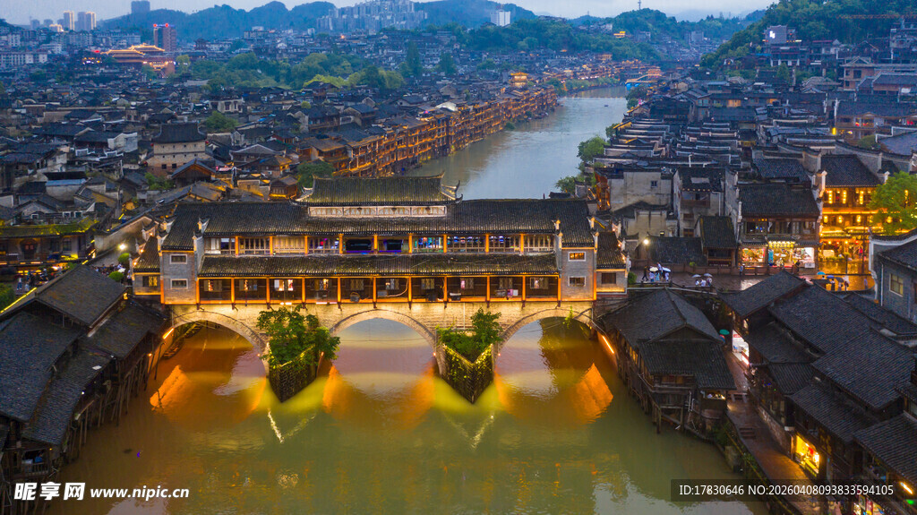 湘西古镇夜景风光