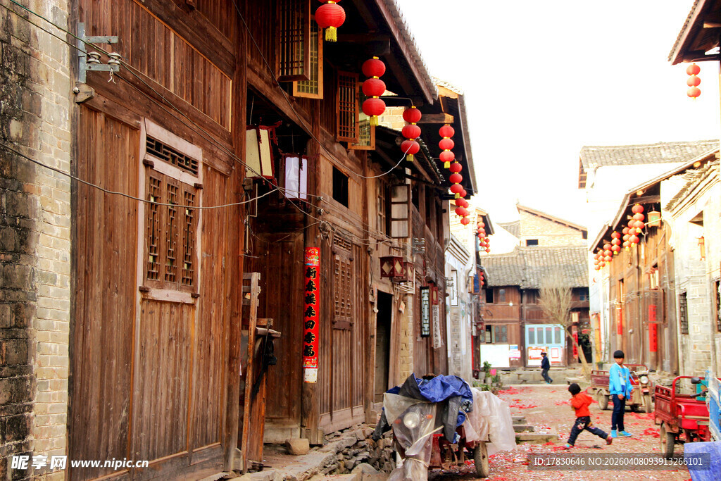 古巷人家的闲适生活