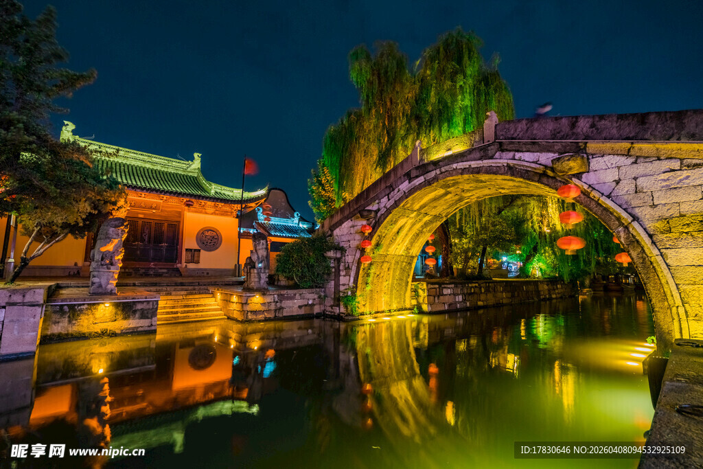 古桥夜景水乡静谧之美