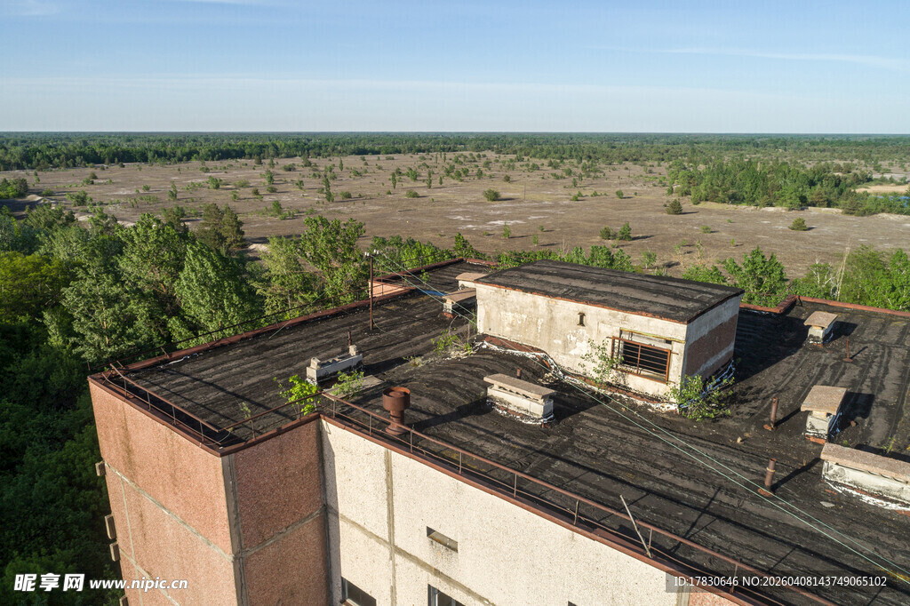 废弃建筑俯瞰景象