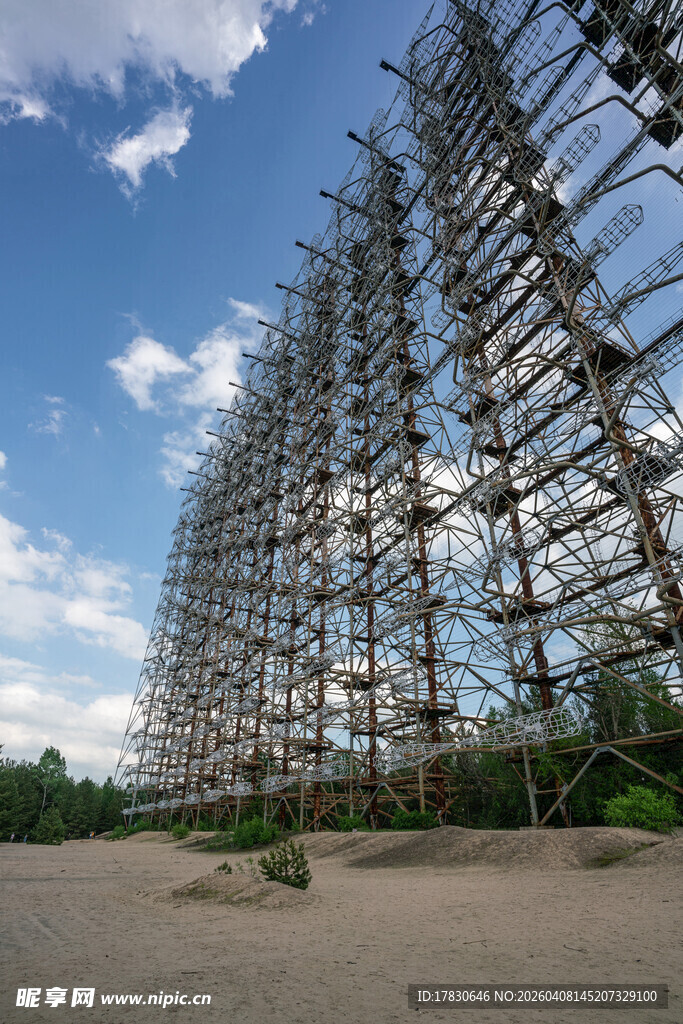巨大射电望远镜阵列