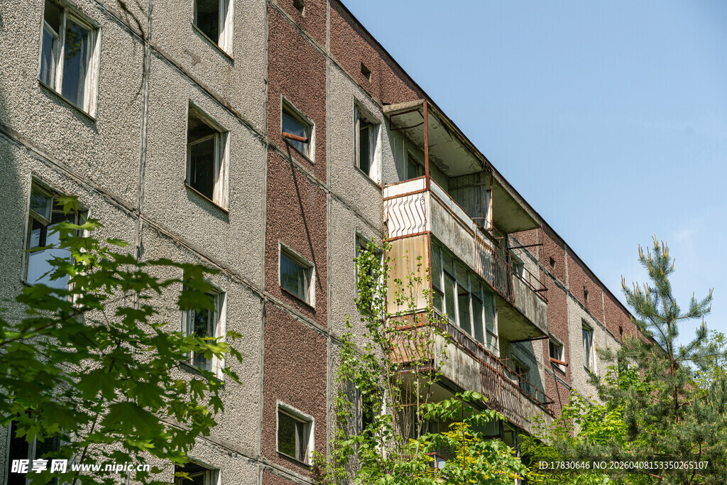 老旧居民楼外观景色