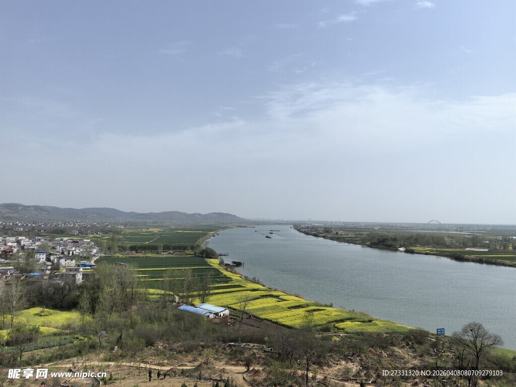 河畔田园风光美景