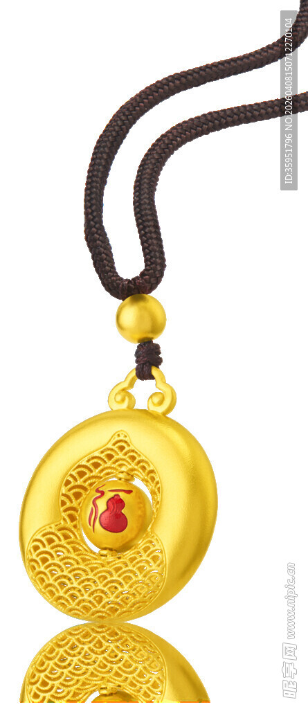 黄金吊坠配红宝