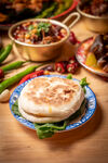 肉夹馍美味中式面饼与多样配菜