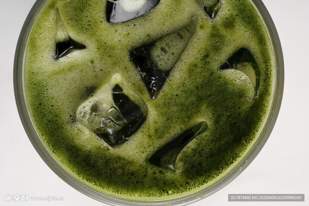 抹茶冰饮 清新绿意满满