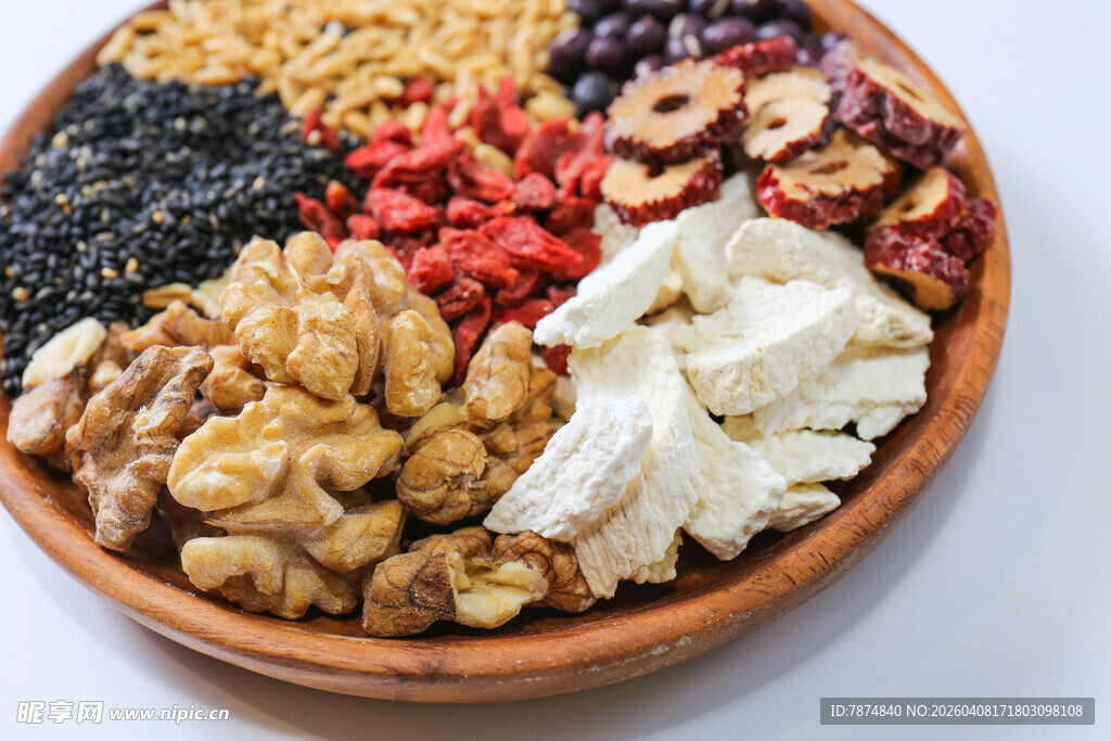 一碗多样滋补养生混合干果