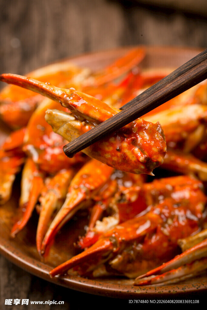 美味香辣蟹钳特写