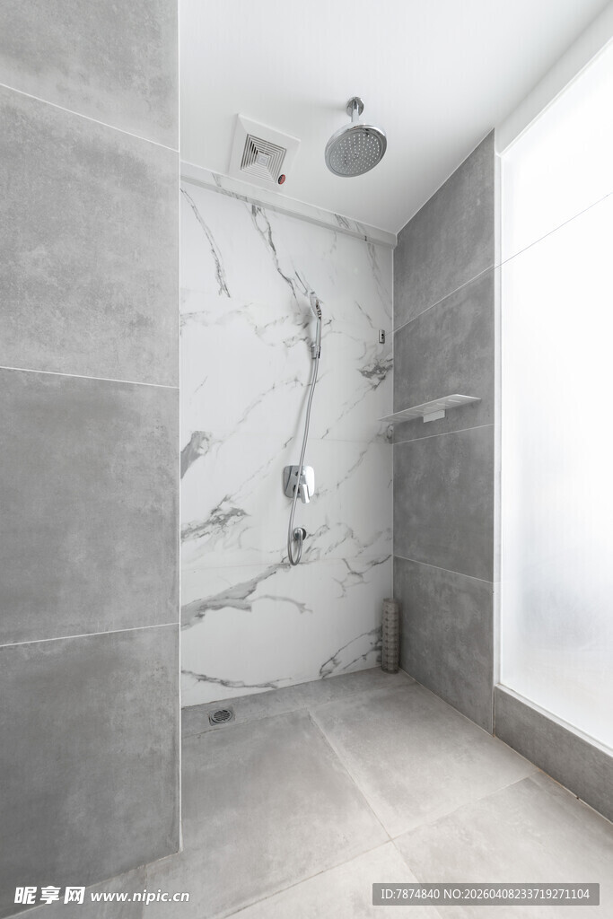 现代简约风大理石浴室