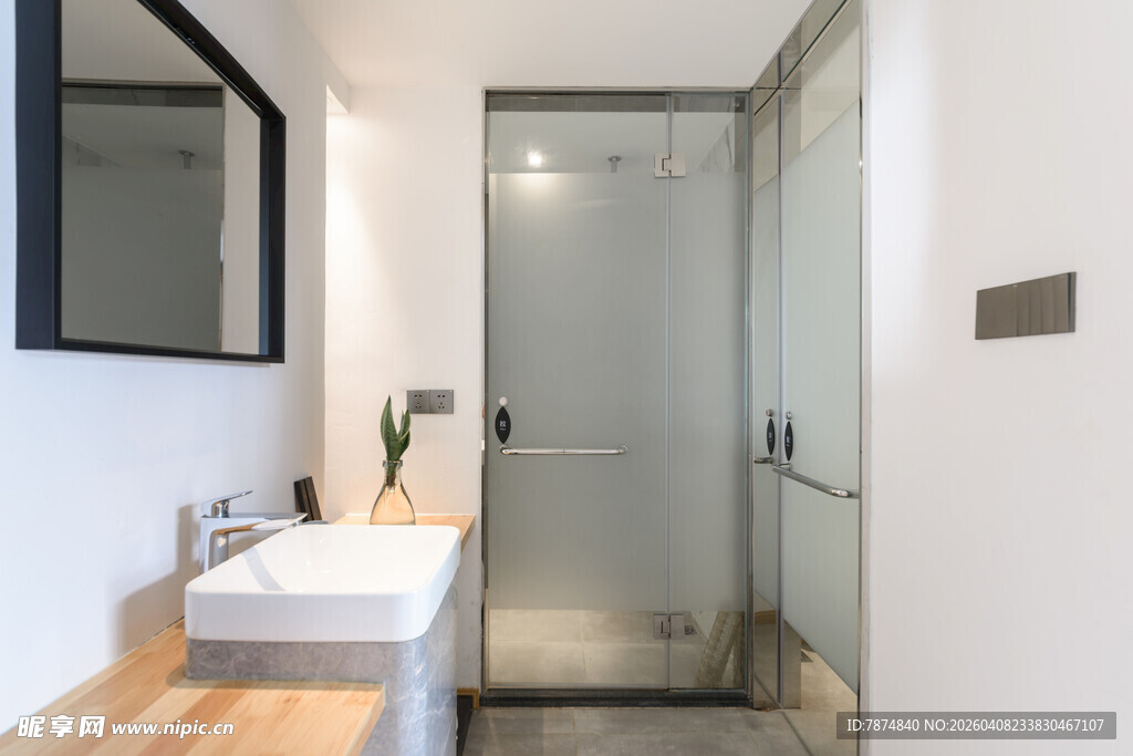 现代简约风格的卫浴空间