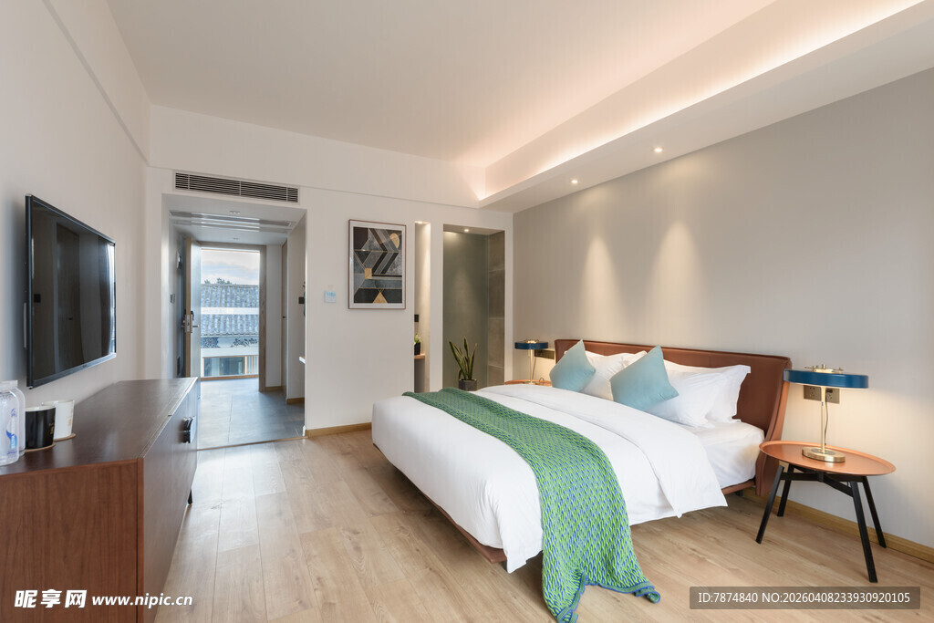 现代简约风格温馨卧室