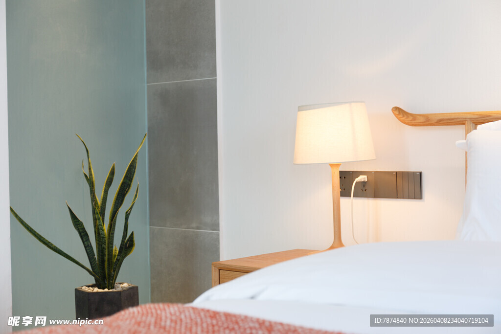 简约温馨卧室一角