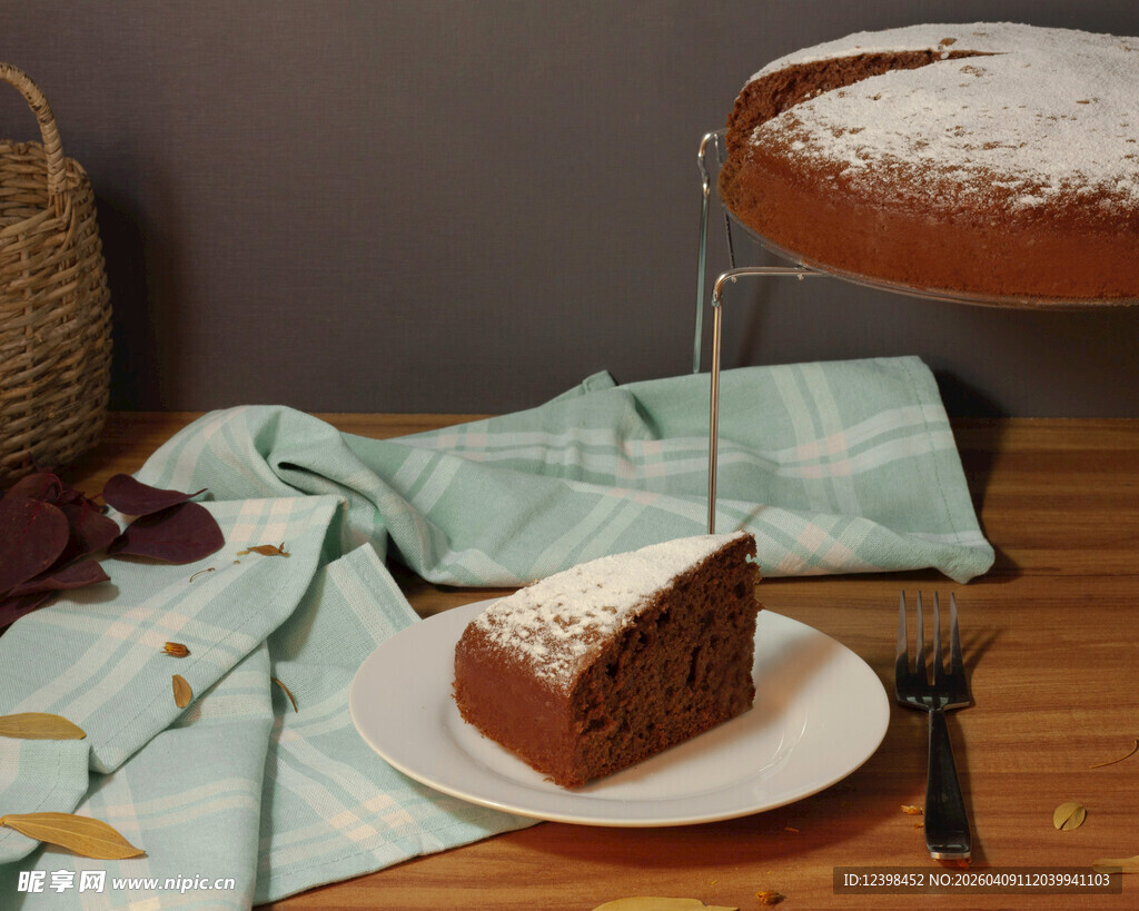 美味巧克力蛋糕切片展示