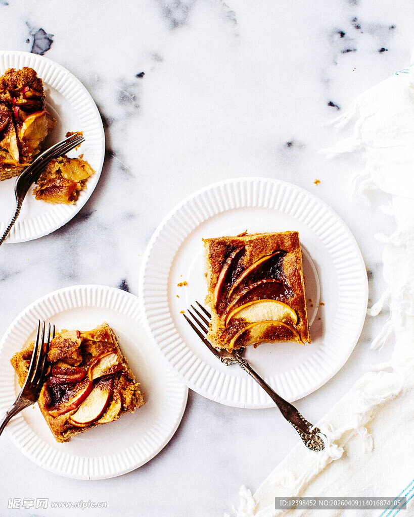 美味焦糖苹果派精致摆盘