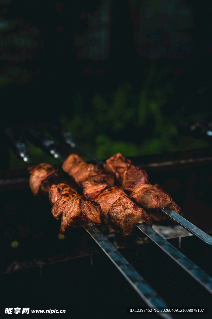 户外烤肉串