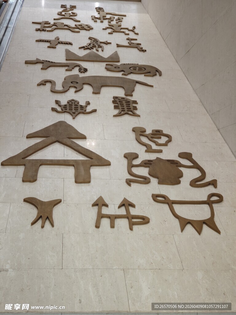 传统动物剪影装饰图案