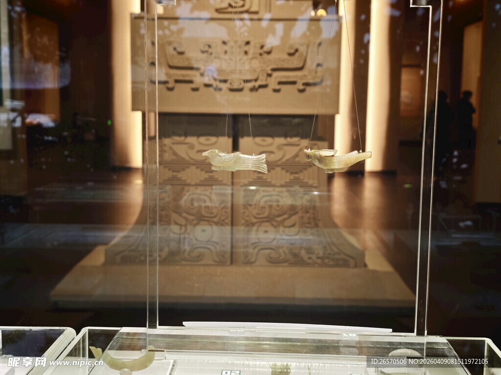 博物馆内精致展品陈列空间