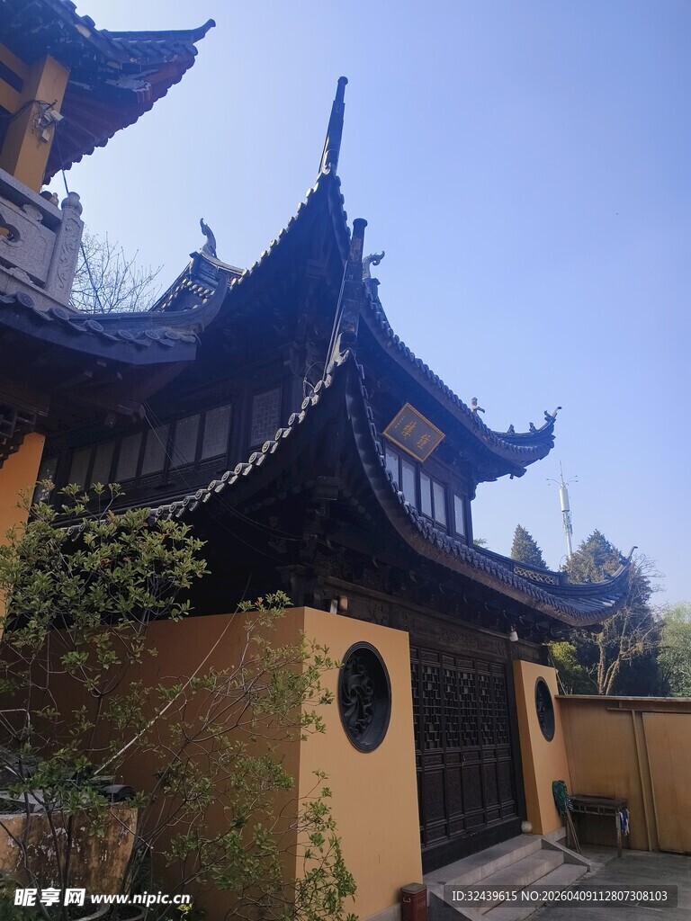 中式古建筑一角