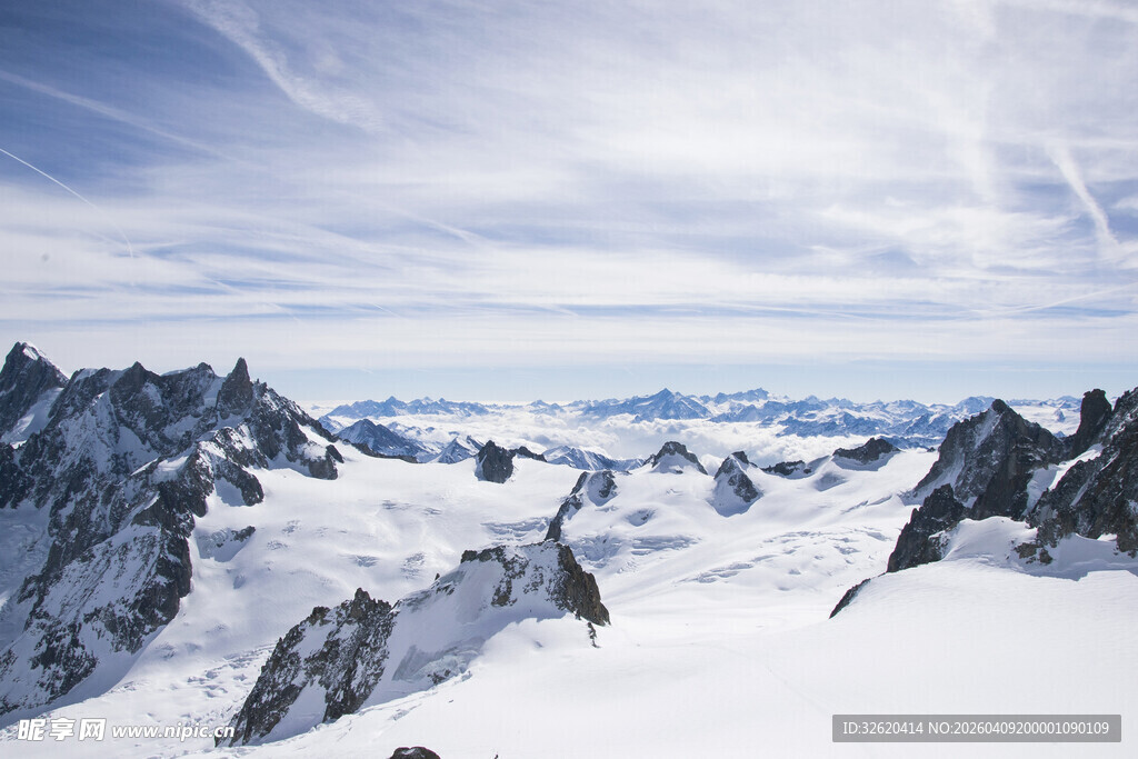 壮丽雪山景观