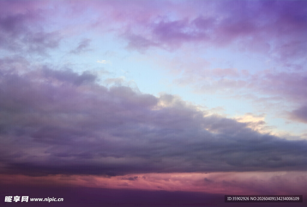 梦幻紫调天空云彩美景