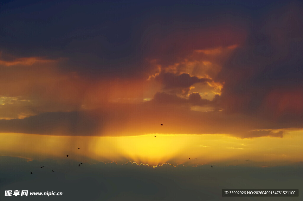 壮丽日落天空美景