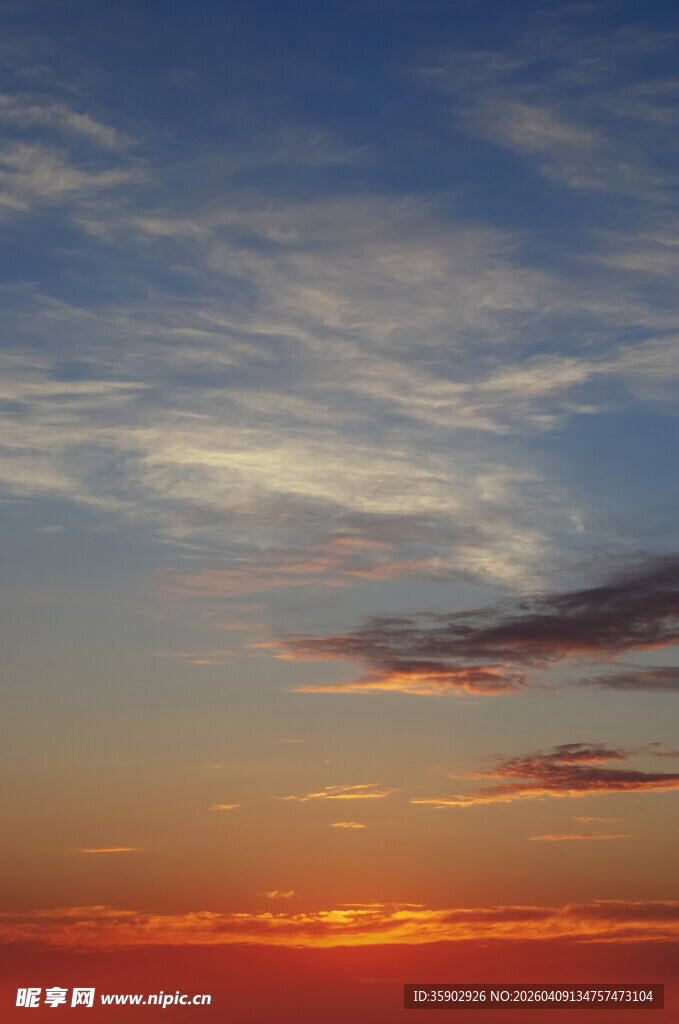 美丽日落天空景象