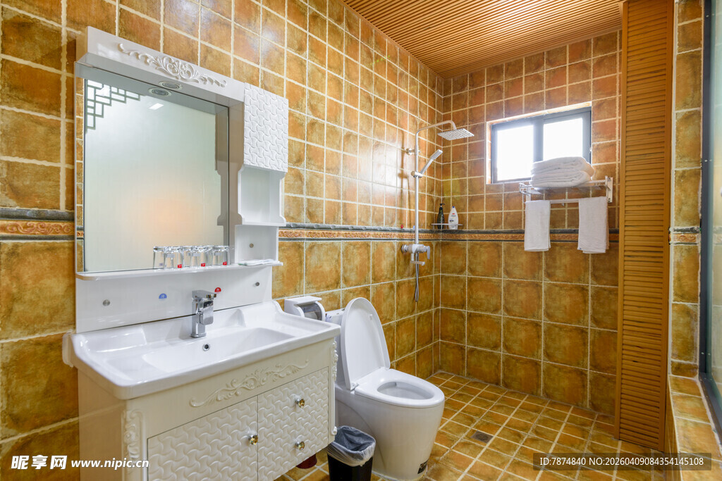 复古风砖砌卫生间一角