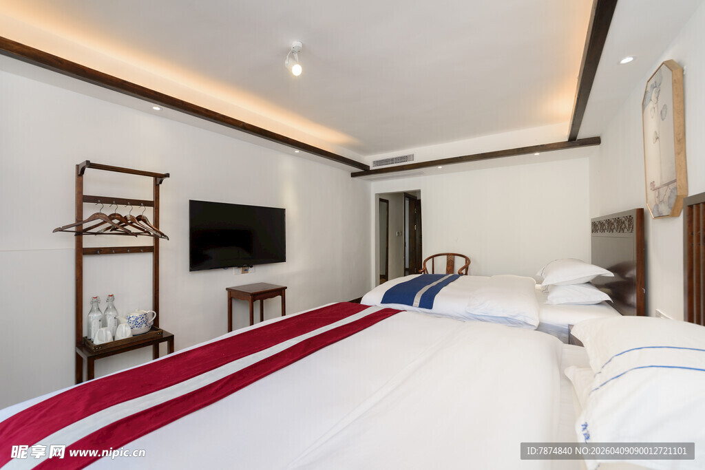 现代简约风格温馨卧室