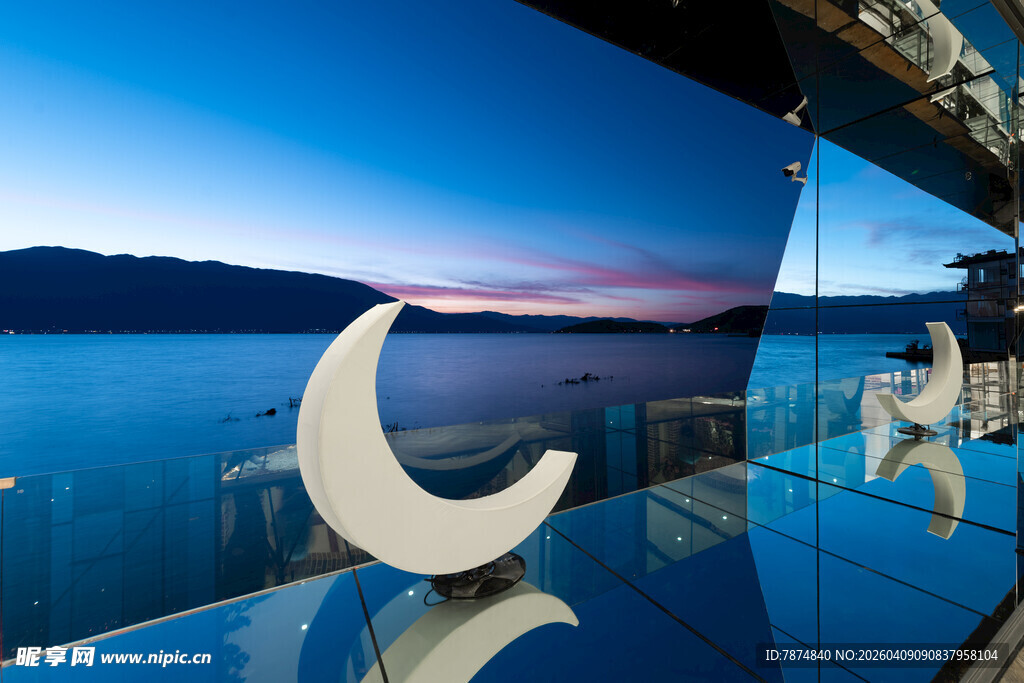 海上月牙雕塑景观