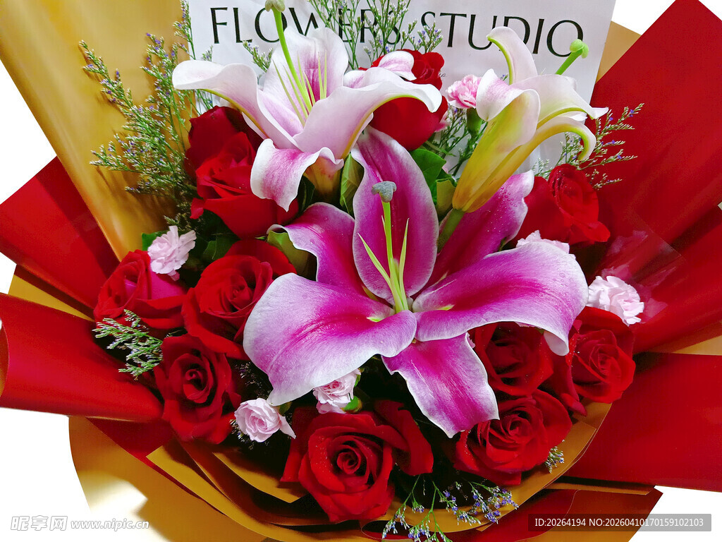 红玫粉百合精美花束