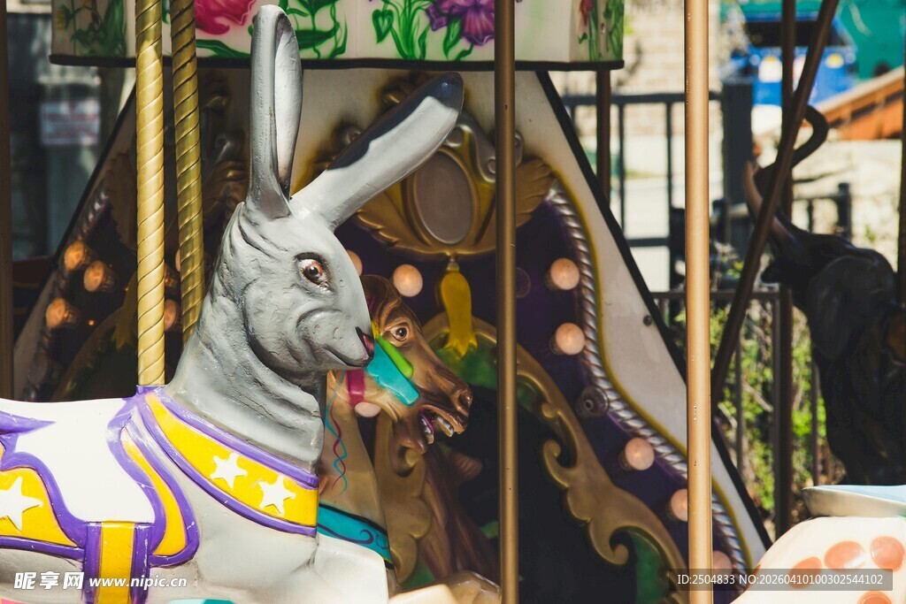 彩色装饰驴形 乐设施