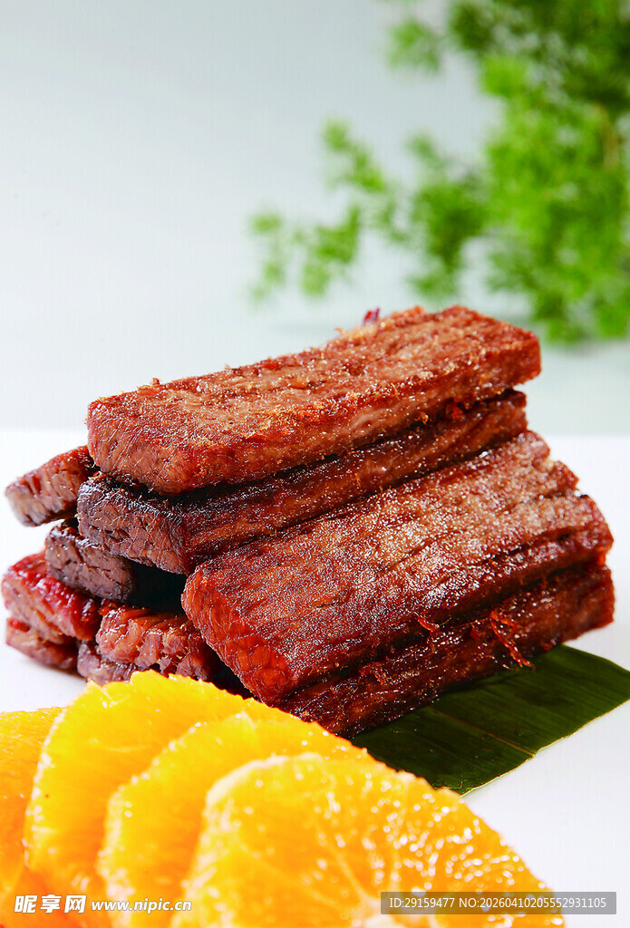 美味肉脯搭配新鲜橙子