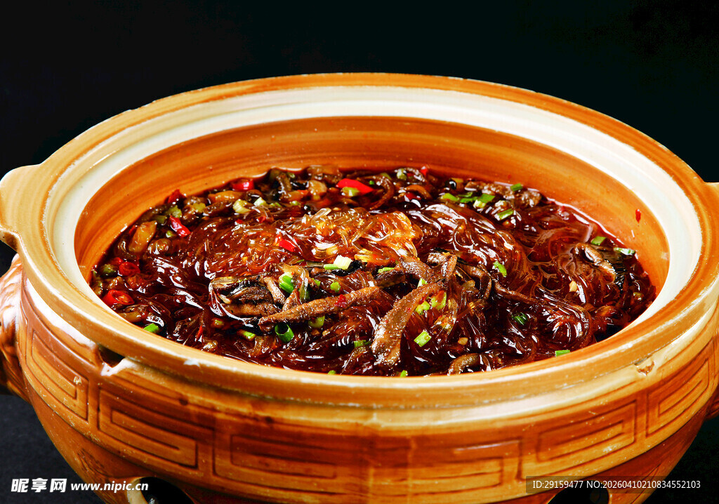 美味瓦罐炖菜