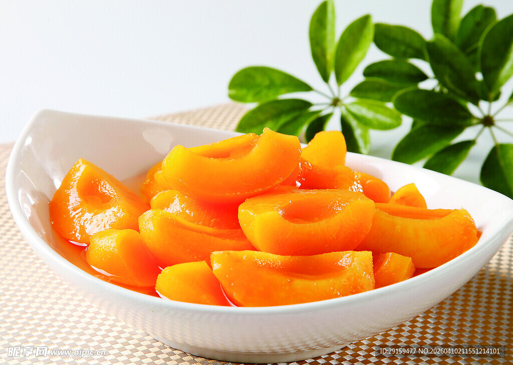 碗中美味黄桃果肉