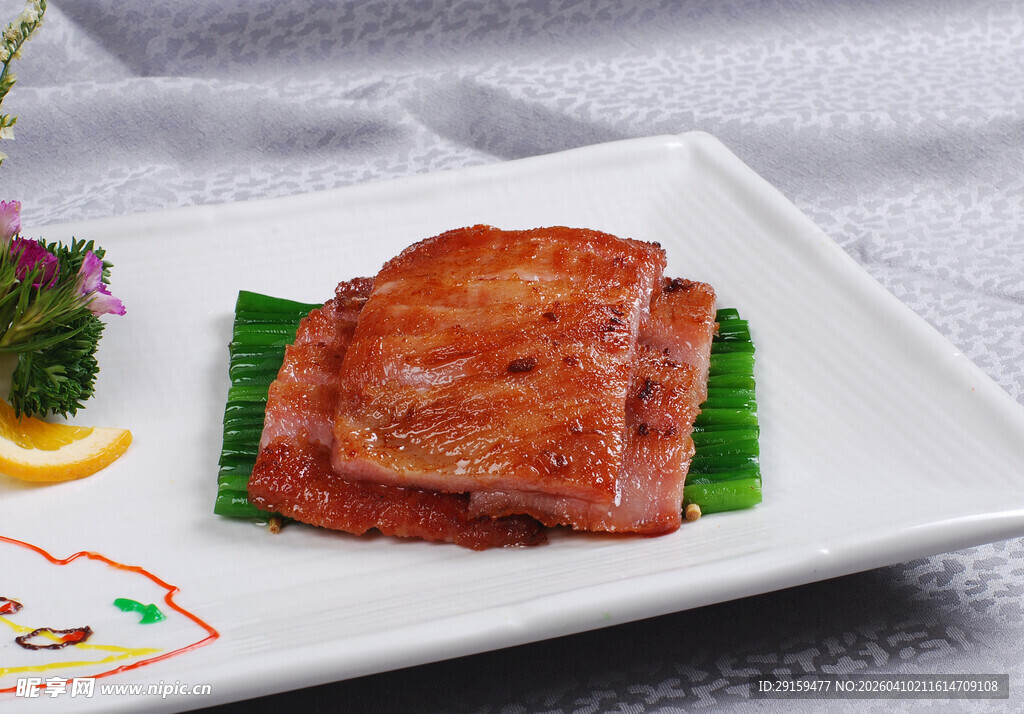 香煎猪排配时蔬