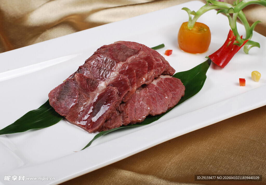 新鲜牛肉摆盘