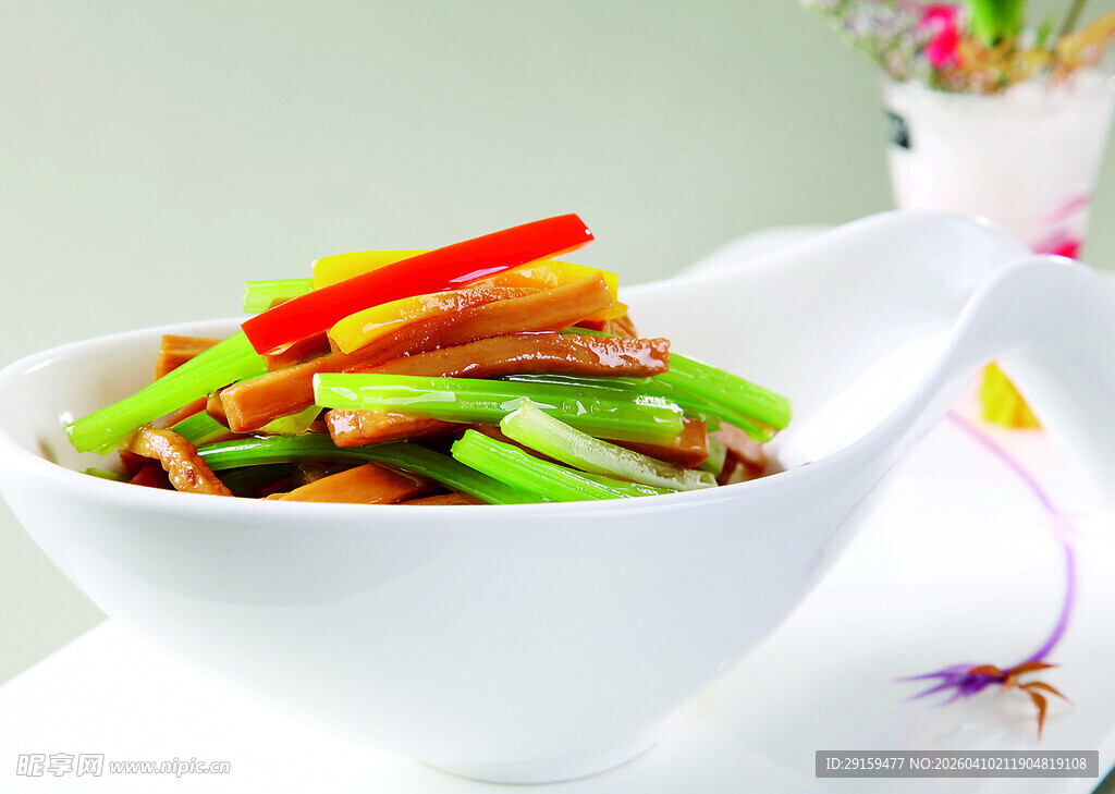 美味彩椒炒豆角