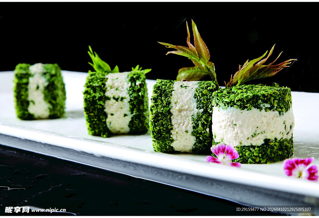 精致抹茶奶油卷