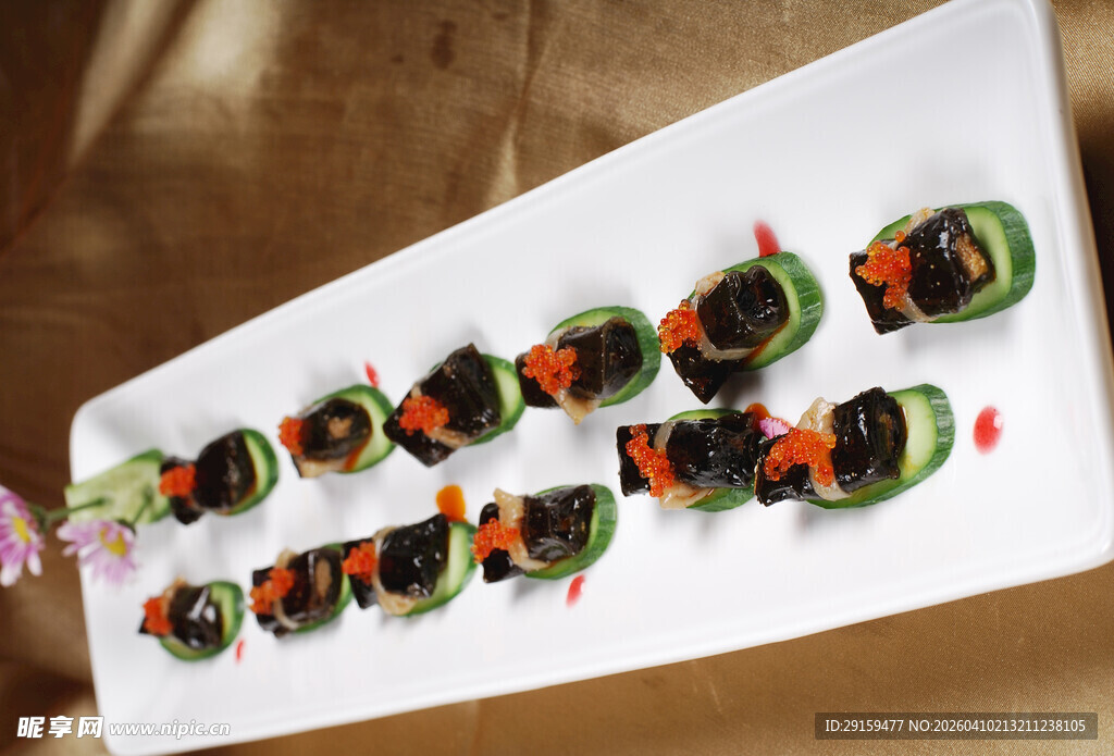 精致多彩蔬菜卷摆盘