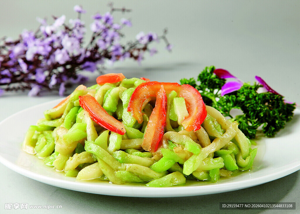 青椒红椒炒麻花