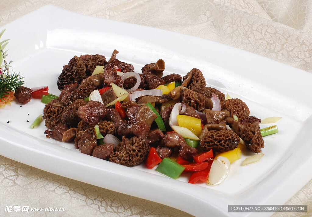 美味彩椒炒牛肉粒