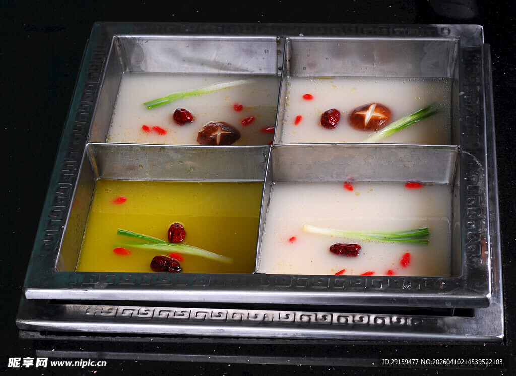 多彩精致小甜点拼盘