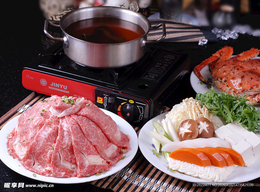 丰盛火锅食材拼盘
