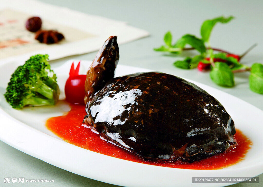 红烧甲鱼配西兰花