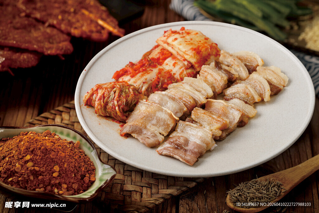 韩式五花肉泡菜卷